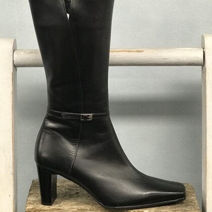 3148227 Nappa zwart  -  37  € 60,-