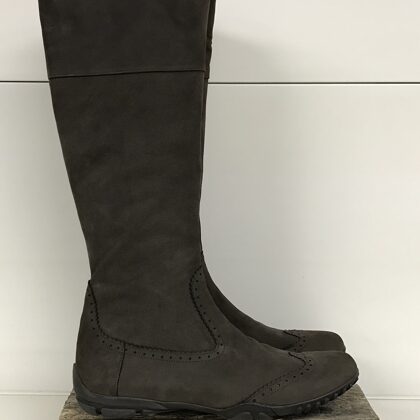 Gina donker bruin (G)  -  37,5  € 70,-