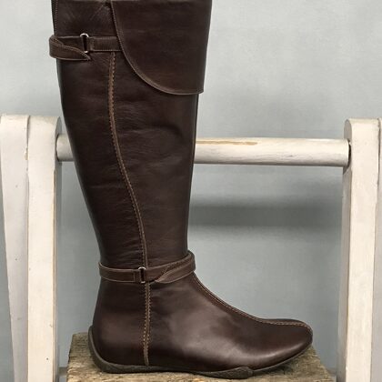 Gina donker bruin (G)  -  38,5 € 70,-