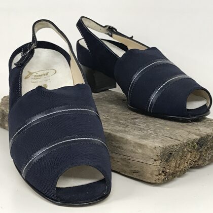 42165 Roma  -  36,5 (J)  € 45,-