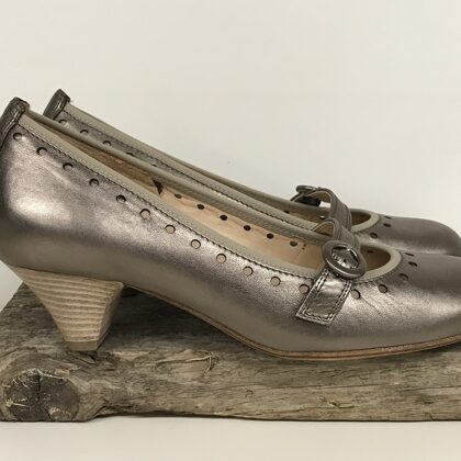 97105 Boston  -  38,5 (H)  € 45,-