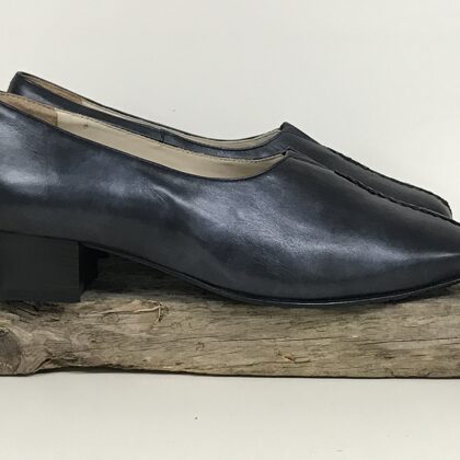 9303341Evelyn J  -  36,5 (G)  € 50,-