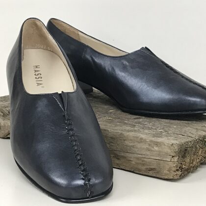 9303341Evelyn J  -  36,5 (G)  € 50,-