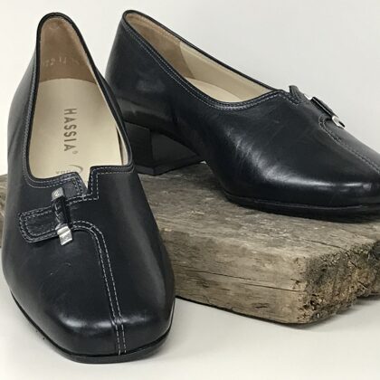 0303340 Evelyn J  - 36,5 (G)  € 50,- zwart