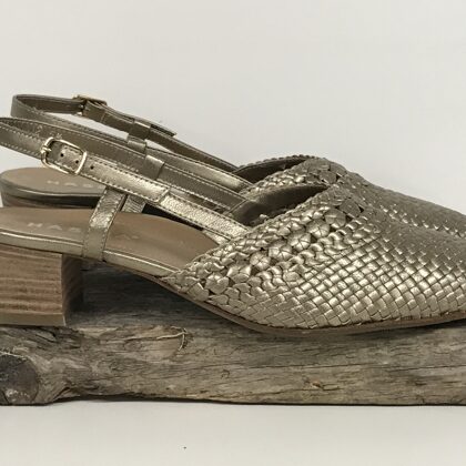 5313191 Diana G  -  38,5 (G)  € 45,-