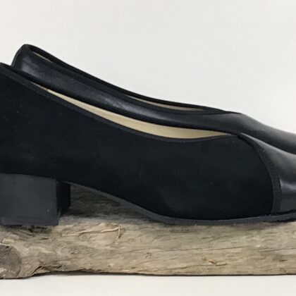 303320 Estella K  -  40,5 (G)  € 50,-