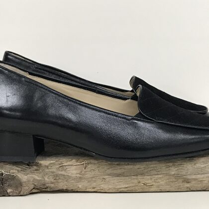 6303440 Estella K  -  40,5 (G)  € 50,-
