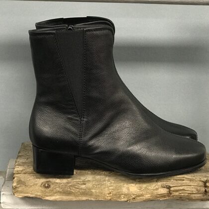 077854  Como  -  40,5    € 50,-