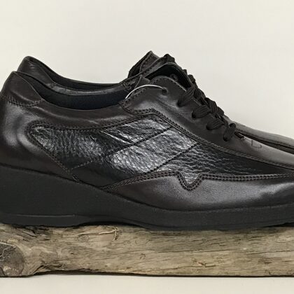 88502 Karla  38,5 (K)  € 50,-